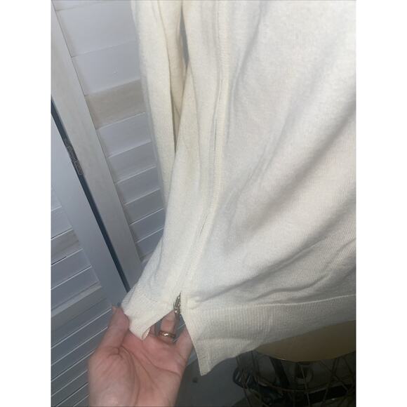 Banana Republic Women's Knit Long Sleeve Cream Sweater Top Blouse Sz Large - Picture 3 of 8